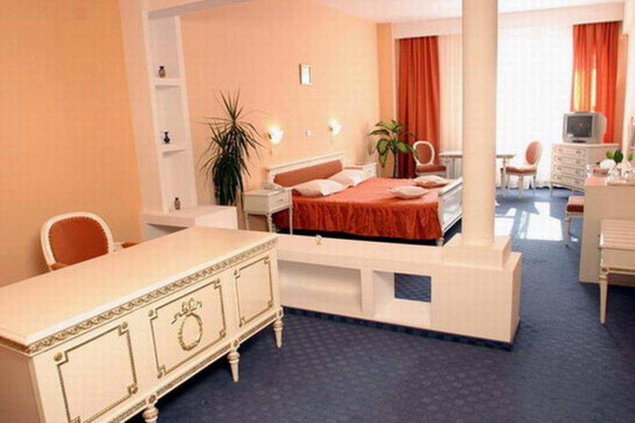Hotel Cota 1400 Sinaia Ngoại thất bức ảnh